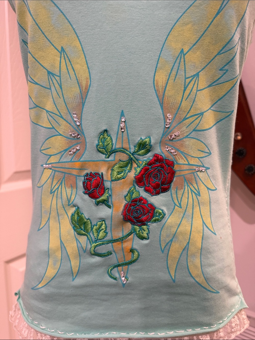 Romantic Mint Winged Graphic V-Neck Tank - Picture 5 of 9